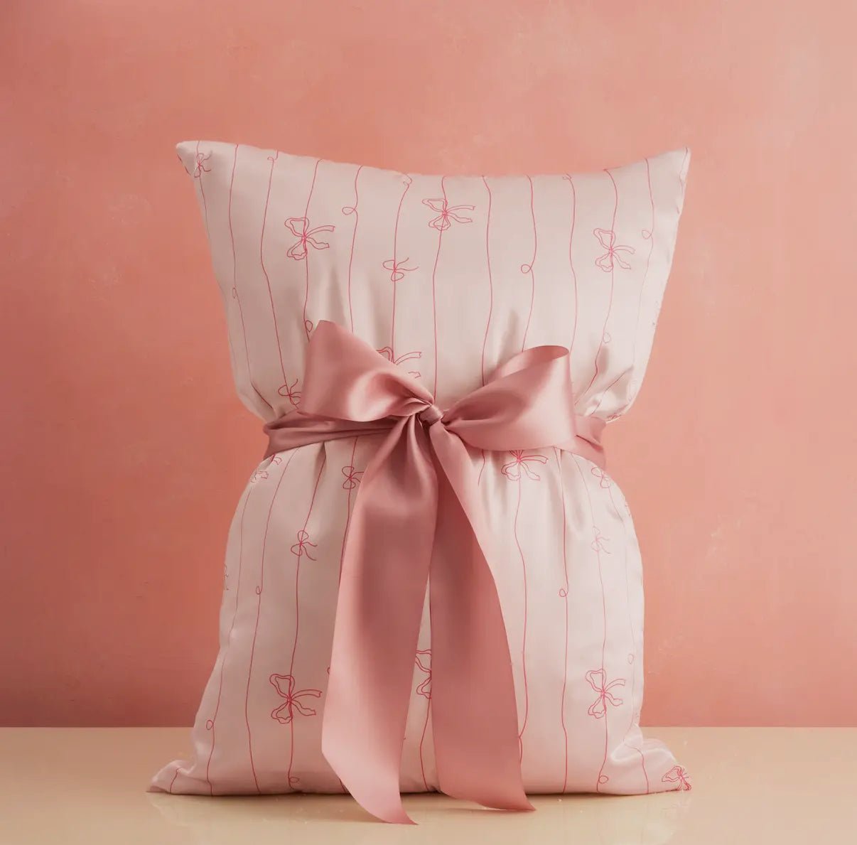 Kitsch | Holiday Satin Pillowcase in Striped Bows - Aesthetics By Kell