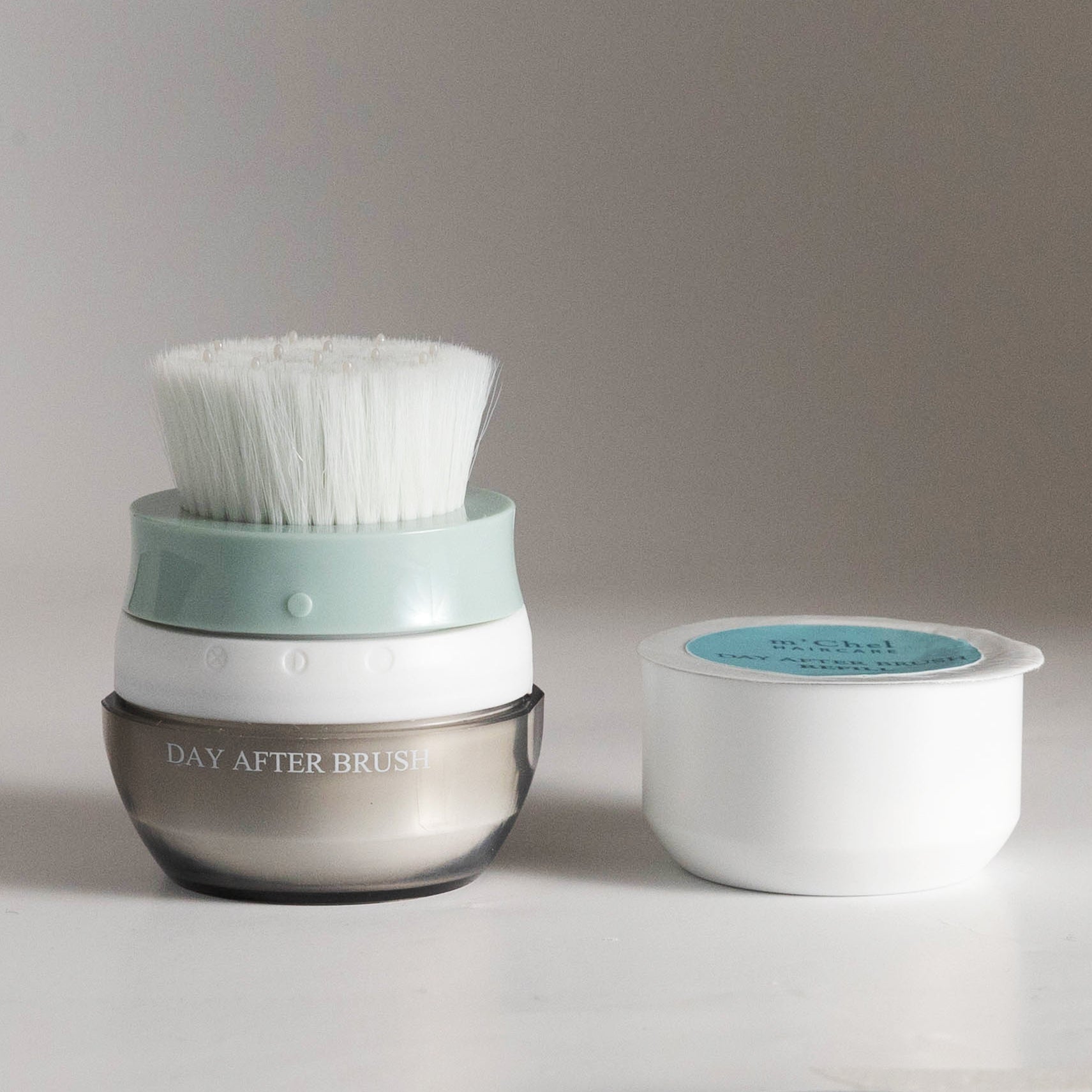 m'Chel Day After™ Brush + Refill Bundle Clean Dry Shampoo - Aesthetics By Kell