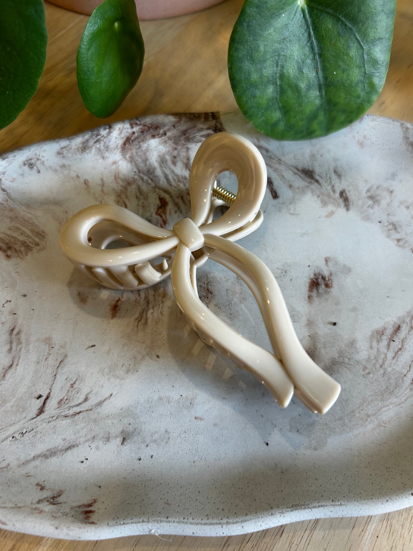 Ribbon Claw Clip