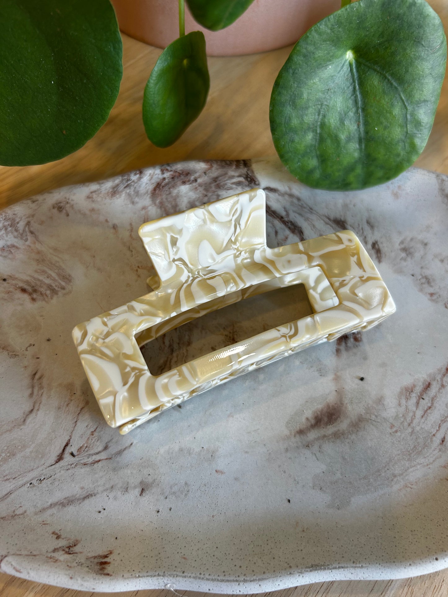 Acetate Jumbo Claw Clip