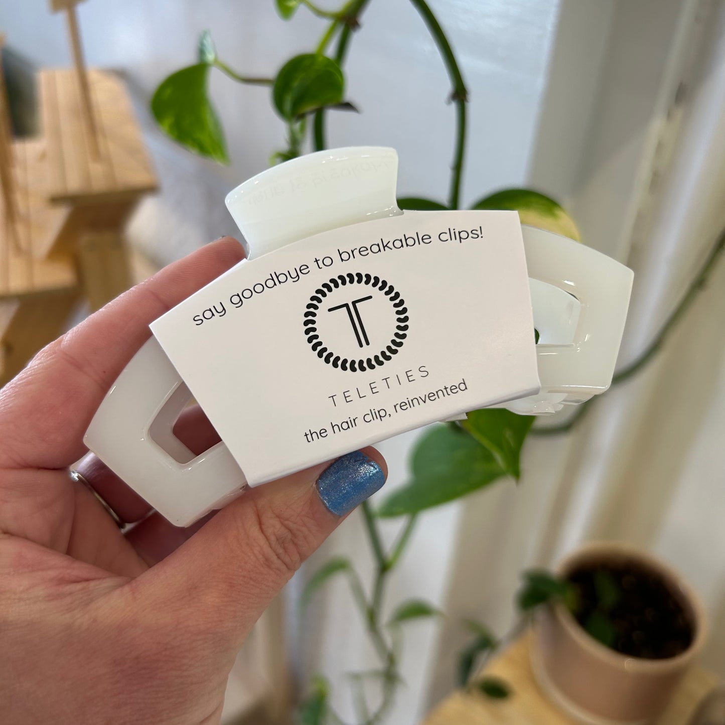 Teleties Open Claw Clip - Coconut White