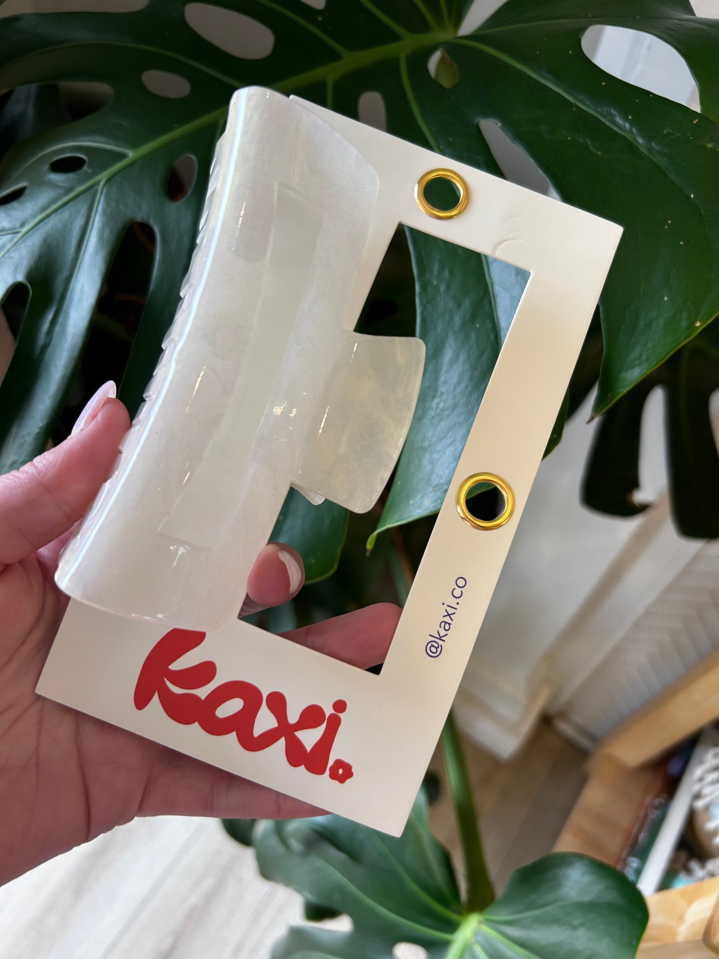Kaxi Color Changing Claw Clip | Clear Skies Rectangle