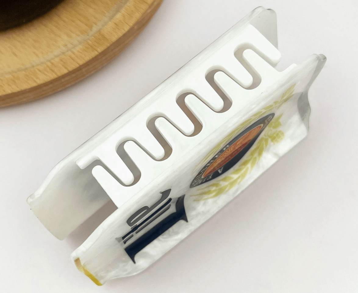 M Lite Can Acetate Claw Clip - Aesthetics By Kell