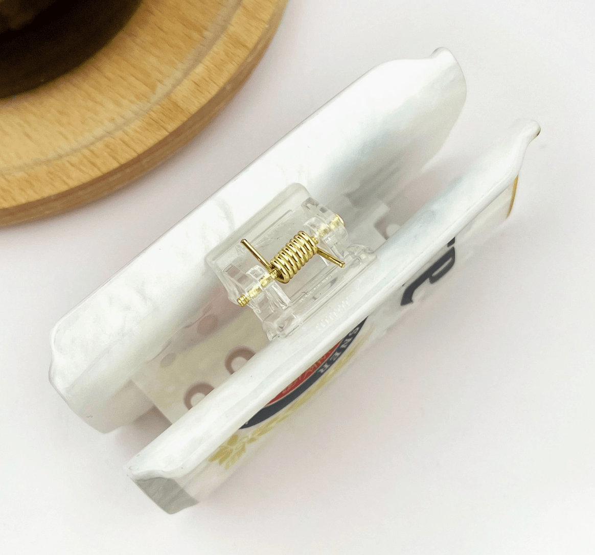 M Lite Can Acetate Claw Clip - Aesthetics By Kell