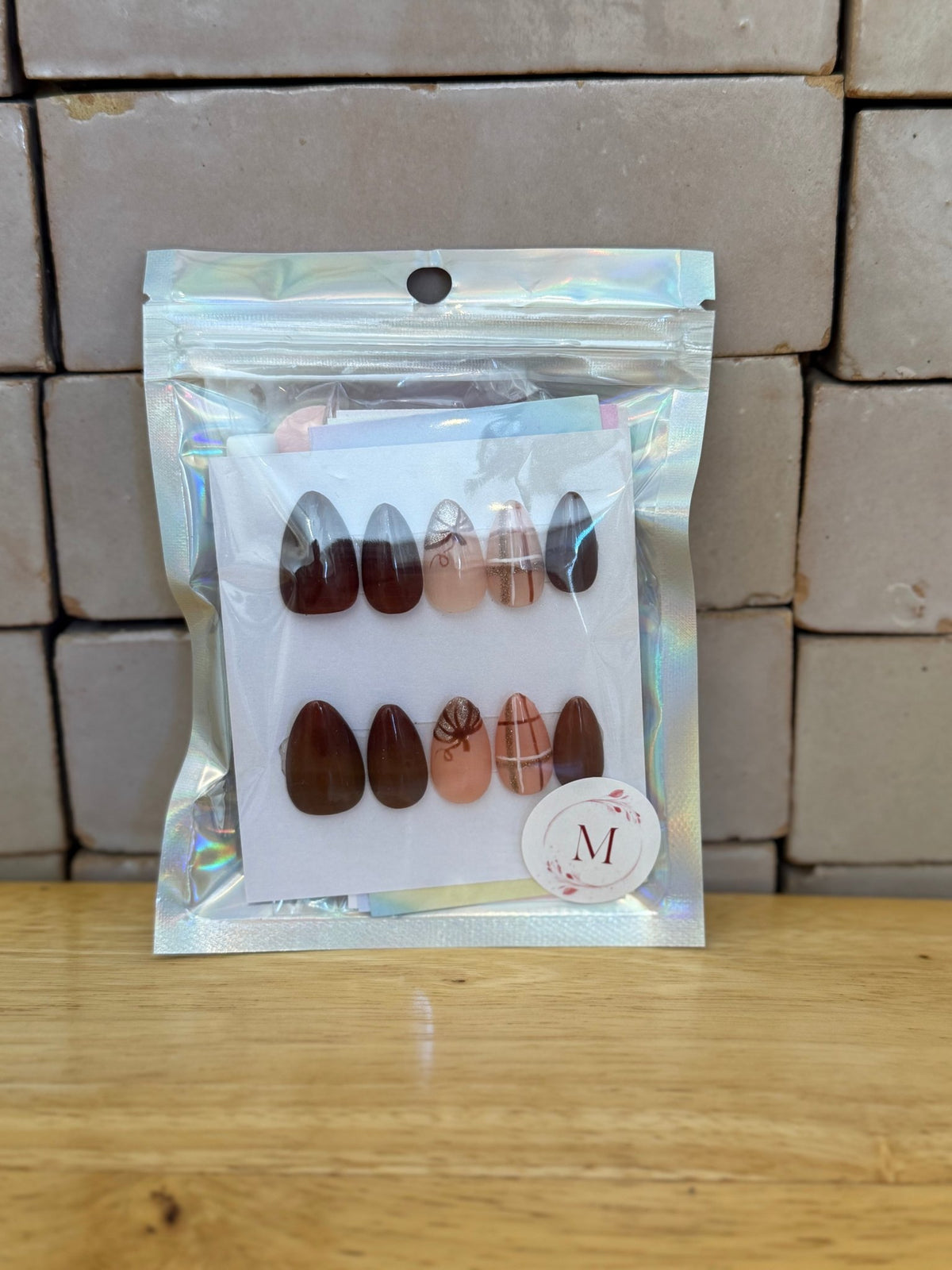 Press On Nails- Short Almond- Medium size- Pumpkin Patch - Aesthetics By Kell