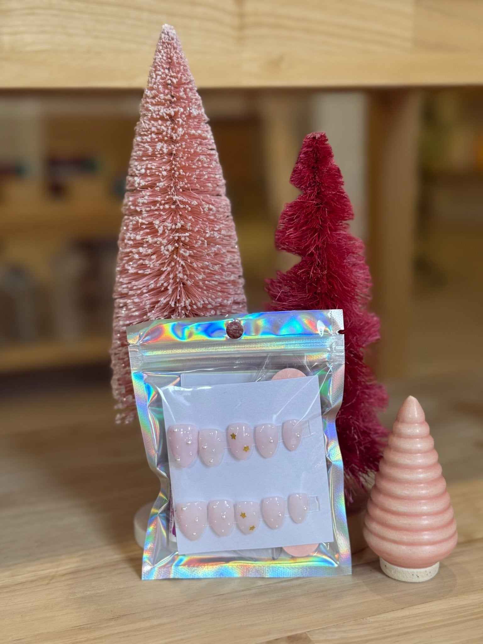 Press On Nails - Short Oval - Medium Size - Pearl & Stars - Aesthetics By Kell