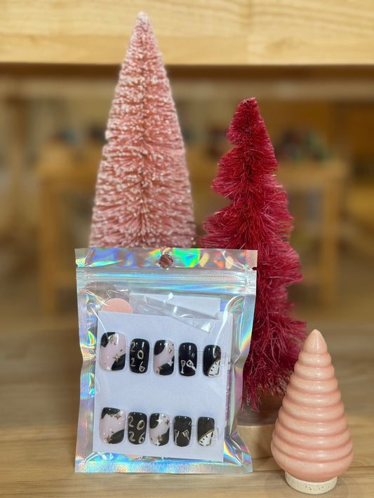 Press On Nails - Short Square - Medium Size - Black & Gold NYE 2026 - Aesthetics By Kell