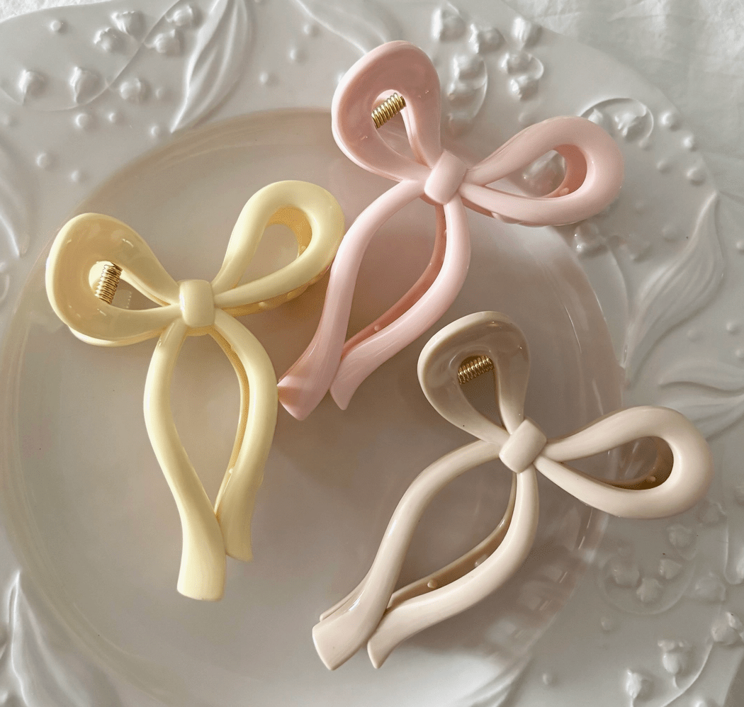 Ribbon Claw Clip - Aesthetics By Kell
