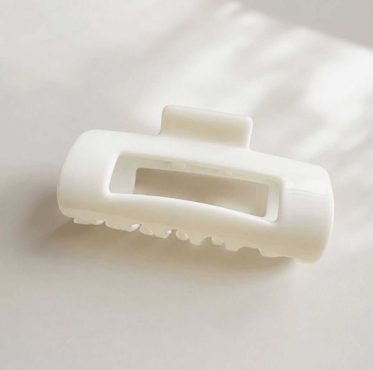*Soft Silicone* Open Center Claw Clip - Aesthetics By Kell