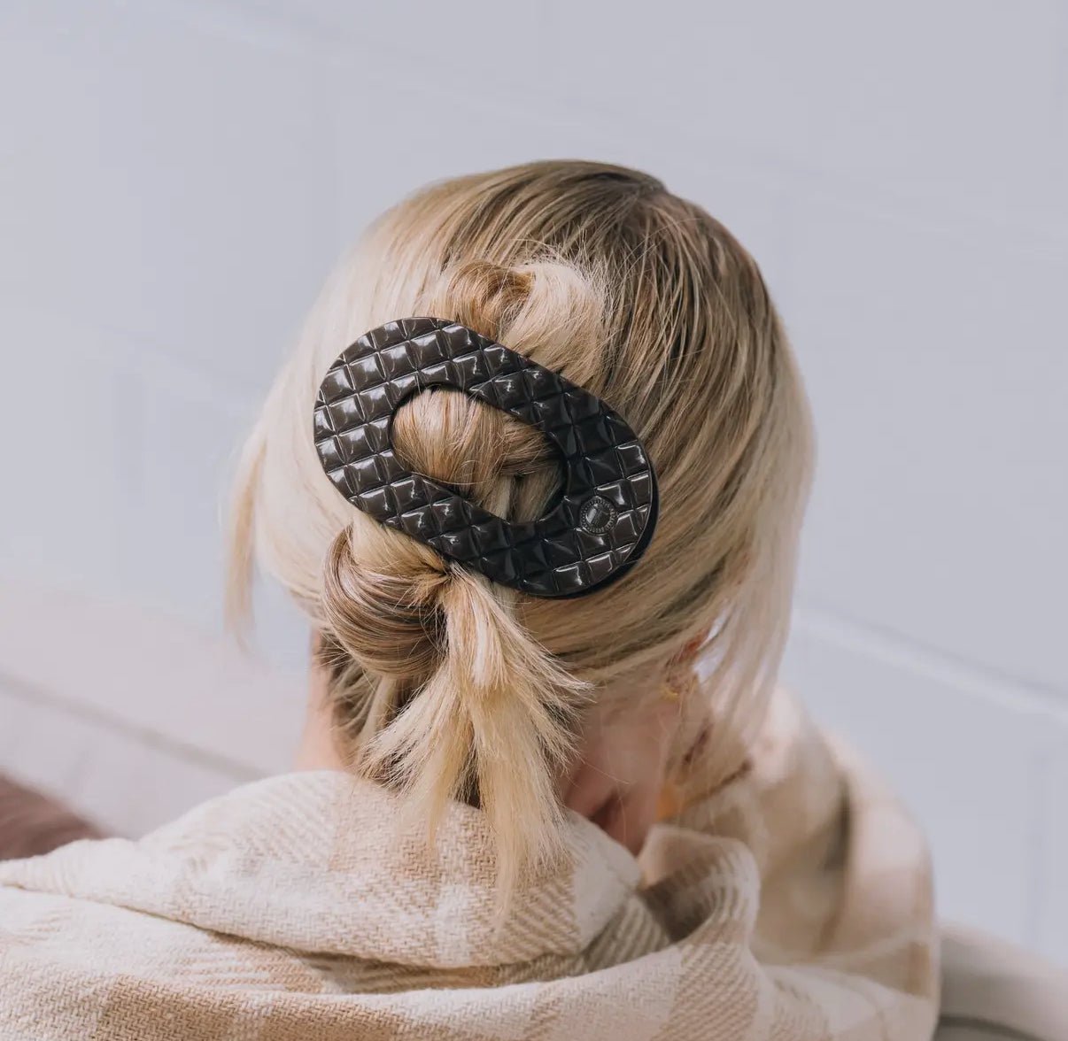 Teleties Quilted Large Flat Round Clip - Truly Taupe - Aesthetics By Kell